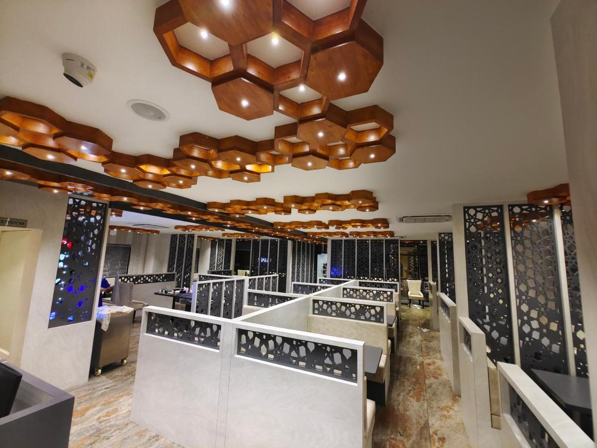 Hotel Thousand Pillars ورنجل المظهر الخارجي الصورة